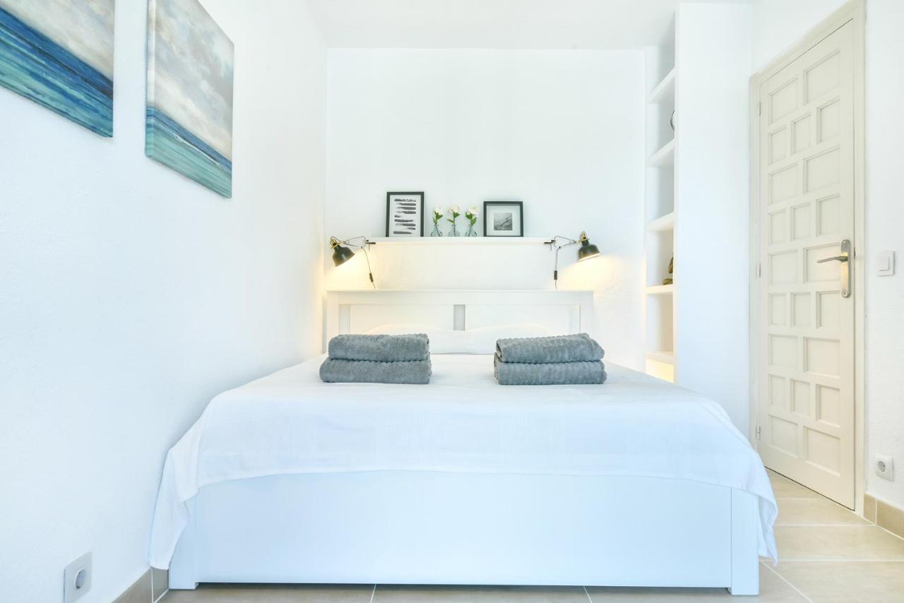 Modern Stylish Bungalow In Moraira Esterno foto