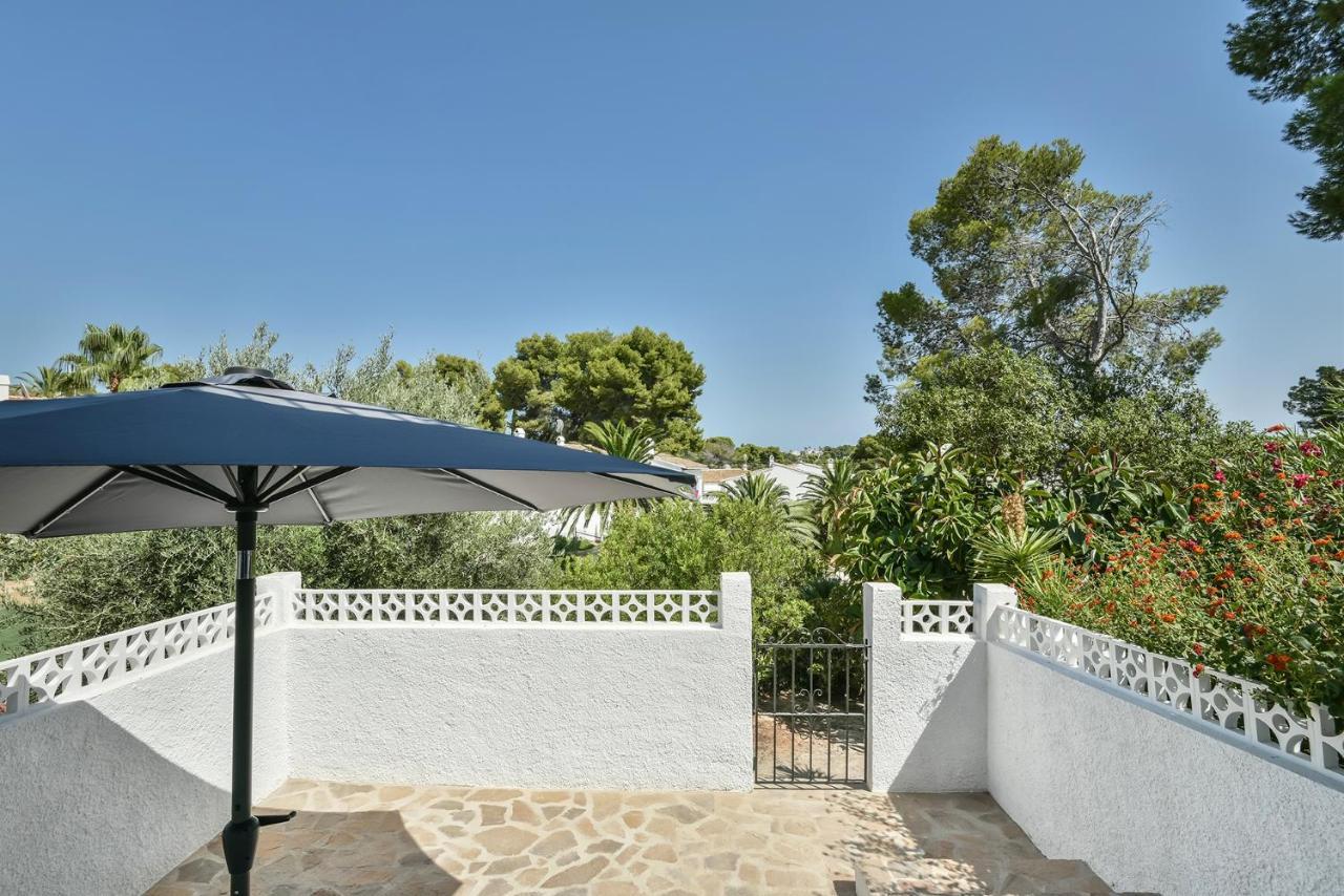 Modern Stylish Bungalow In Moraira Esterno foto